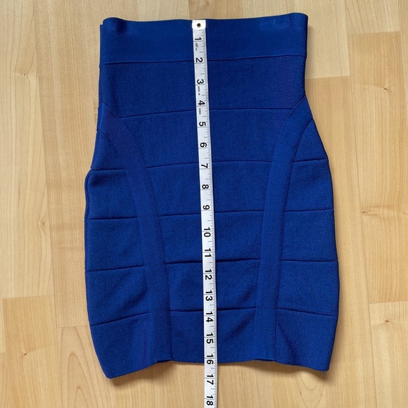 BEBE Bodycon Bandage Skirt - Picture 5 of 7